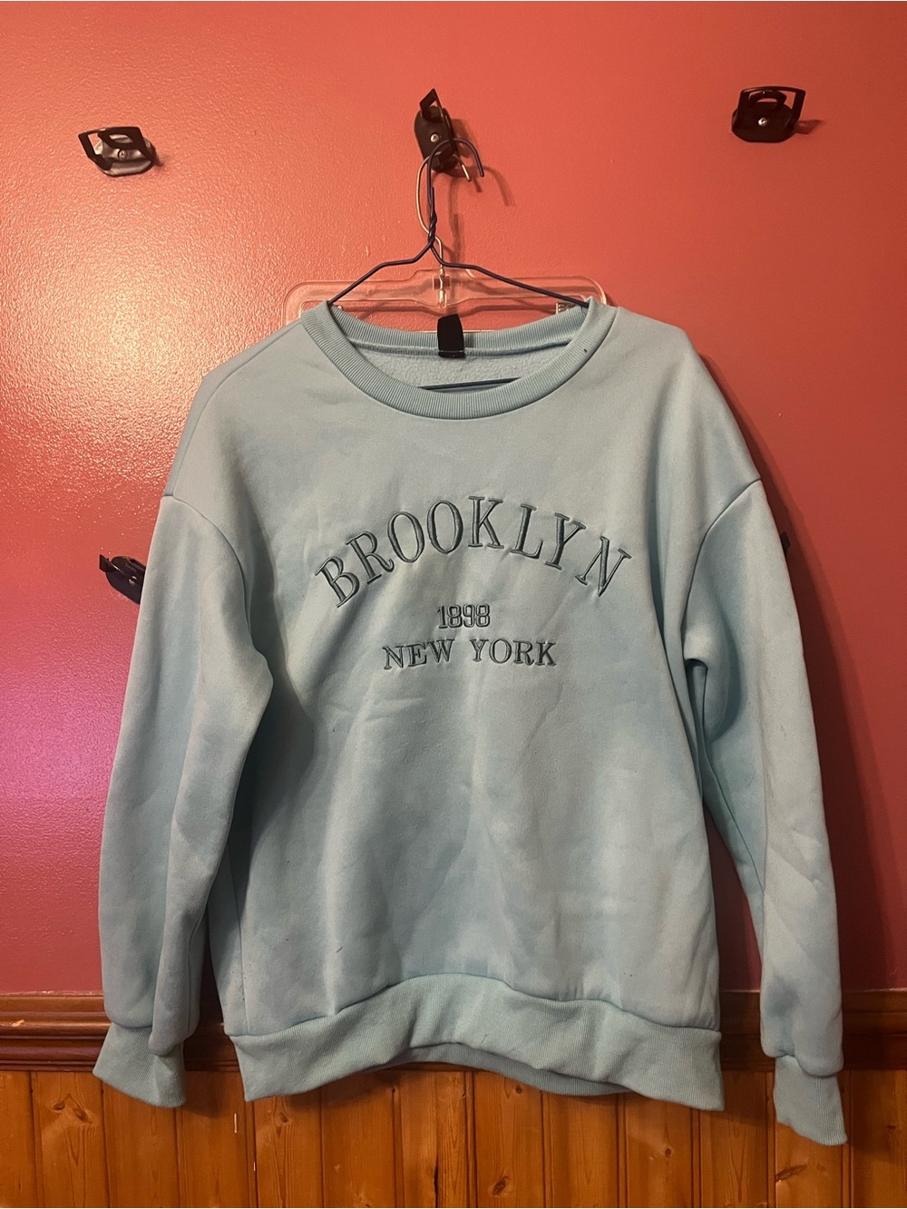 SHEIN Light Blue Brooklyn Embroidered Crewneck Sweatshirt and short kit